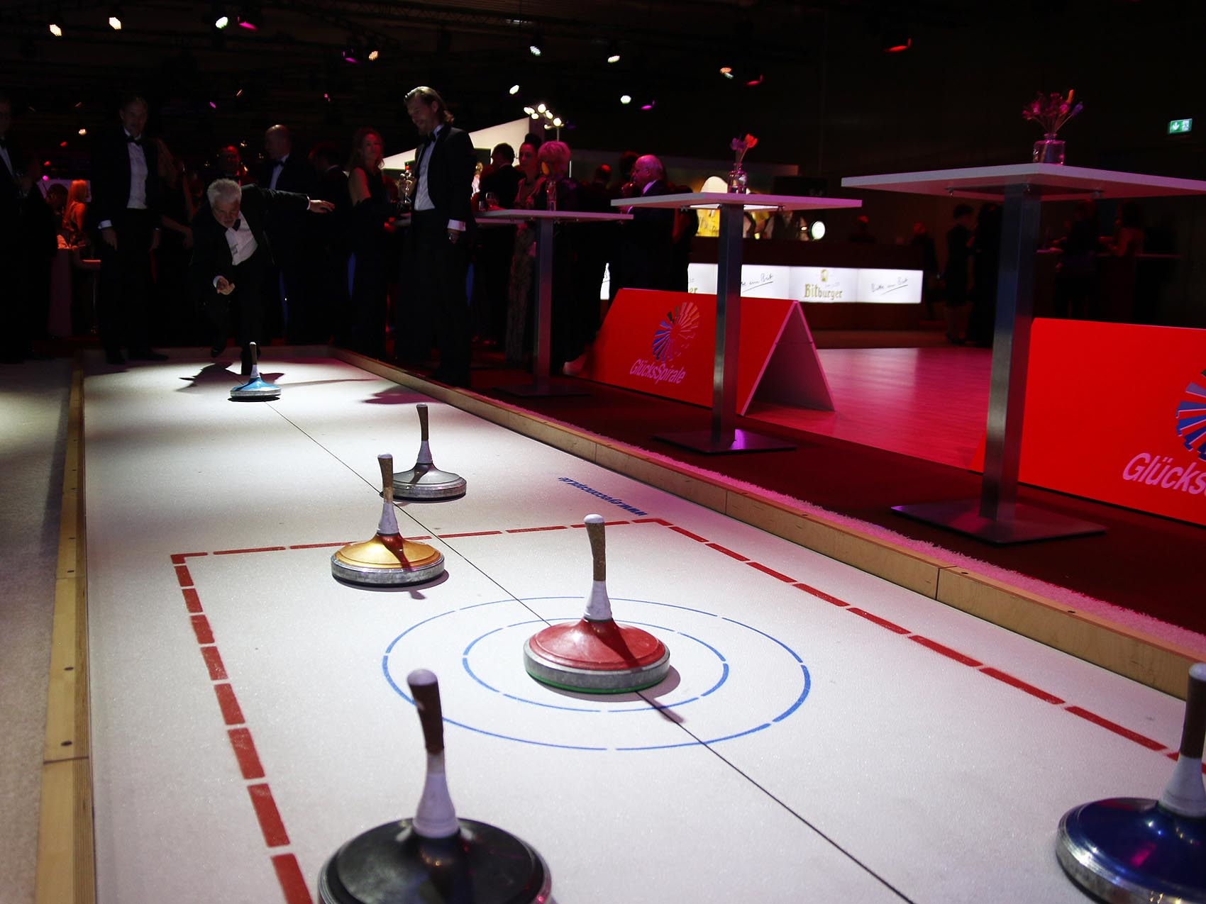 eisstockbahn-ball-des-sports-2018_01