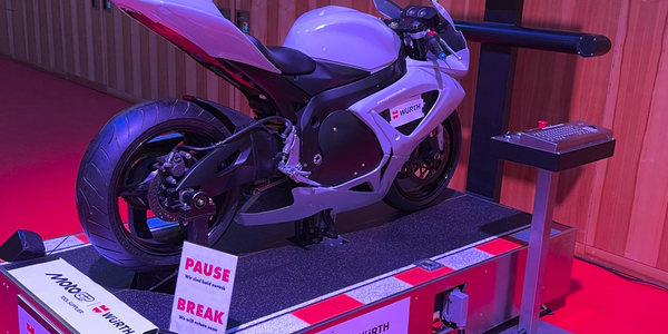 Motion Motorradsimulator / Rennmotorrad mieten