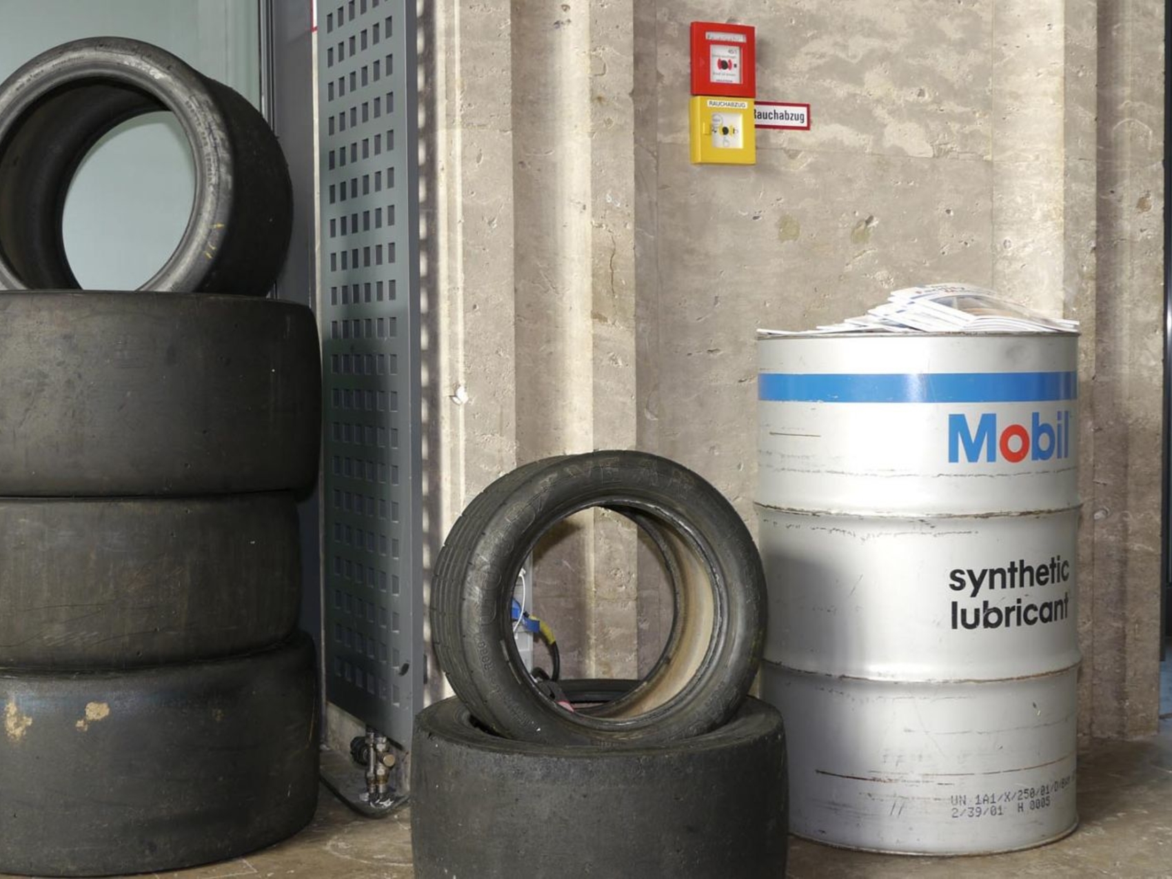 motorsport-deko-boxengasse-www-eyeconcept-de-1124