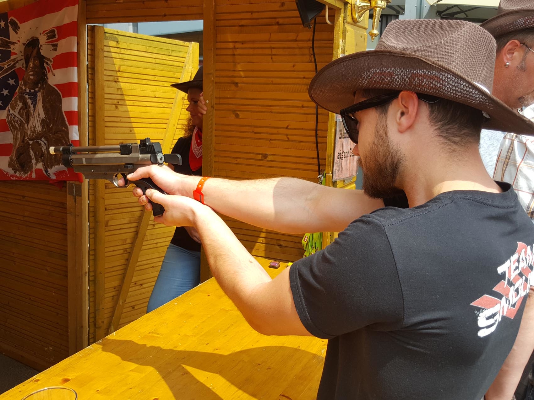 schiess-saloon_18_05_03