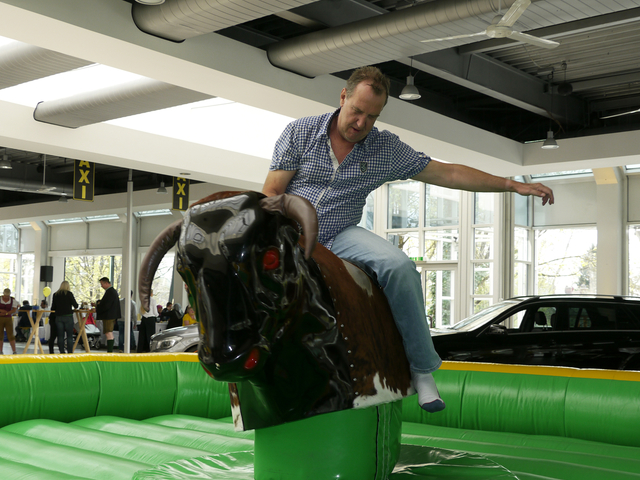 Oktoberfest Gaudi Ochsenreiten - Rodeo  (TÜV-geprüft) mieten