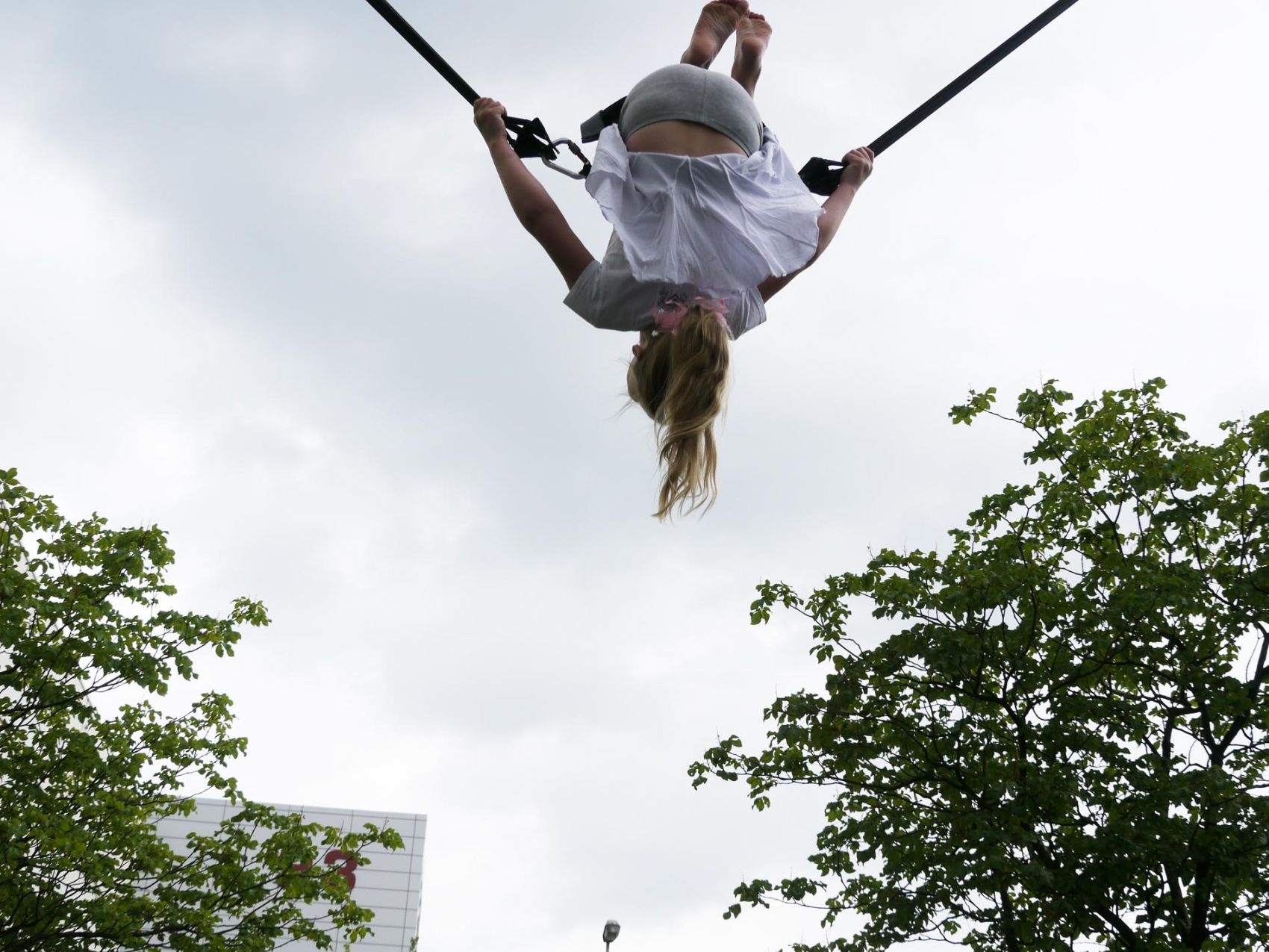 www-ececoncept-de-quarter-bungge-trampolin-jump-and-fly-011