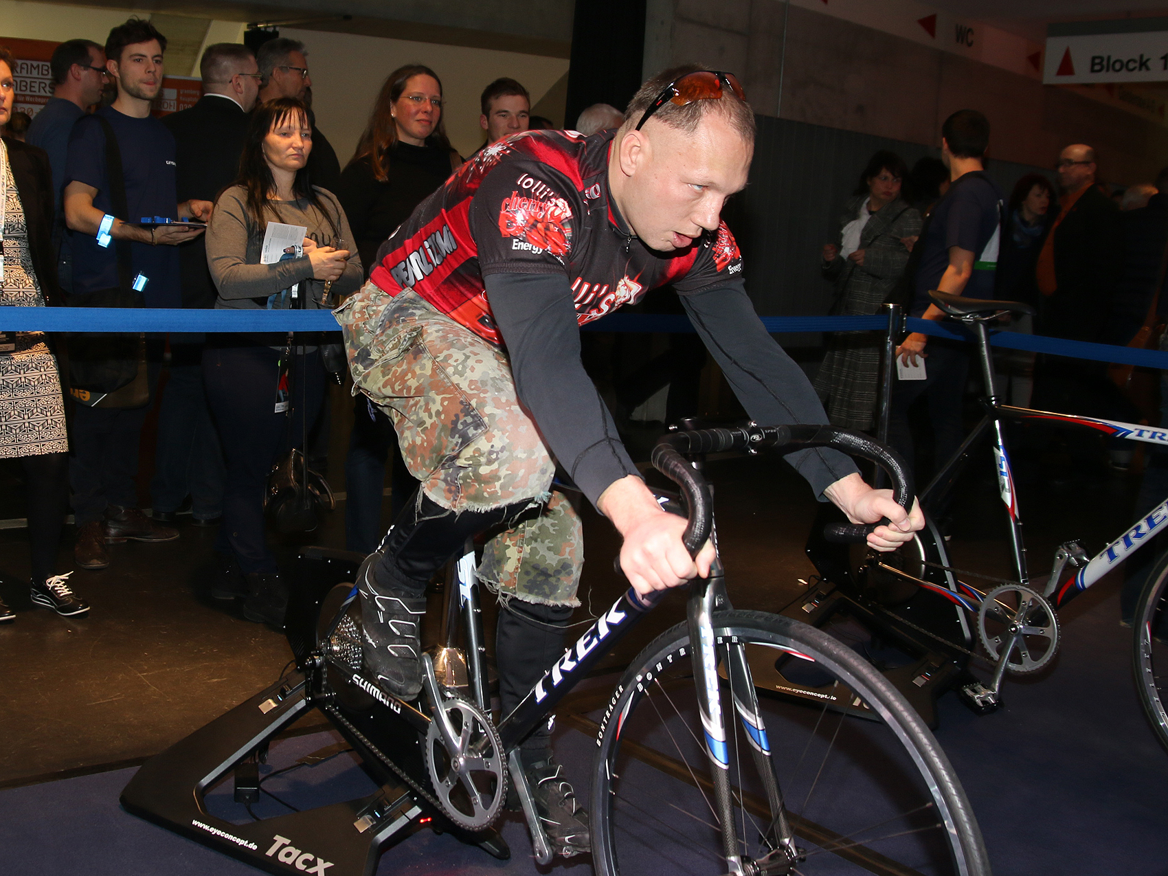 02-rennradsimulator-fahrradsimulator_www.eyeconcept.de_021