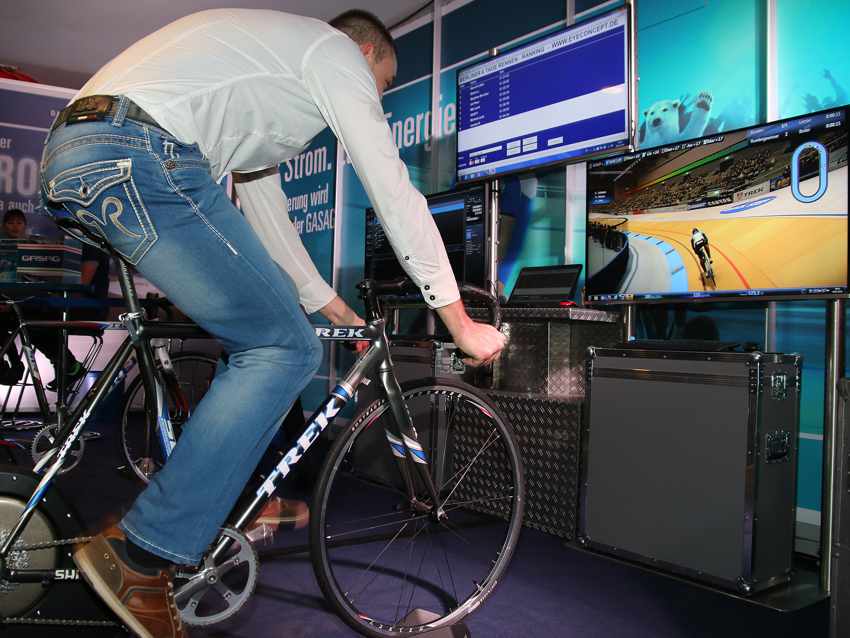 rennradsimulator-fahrradsimulator_www.eyeconcept.de_01