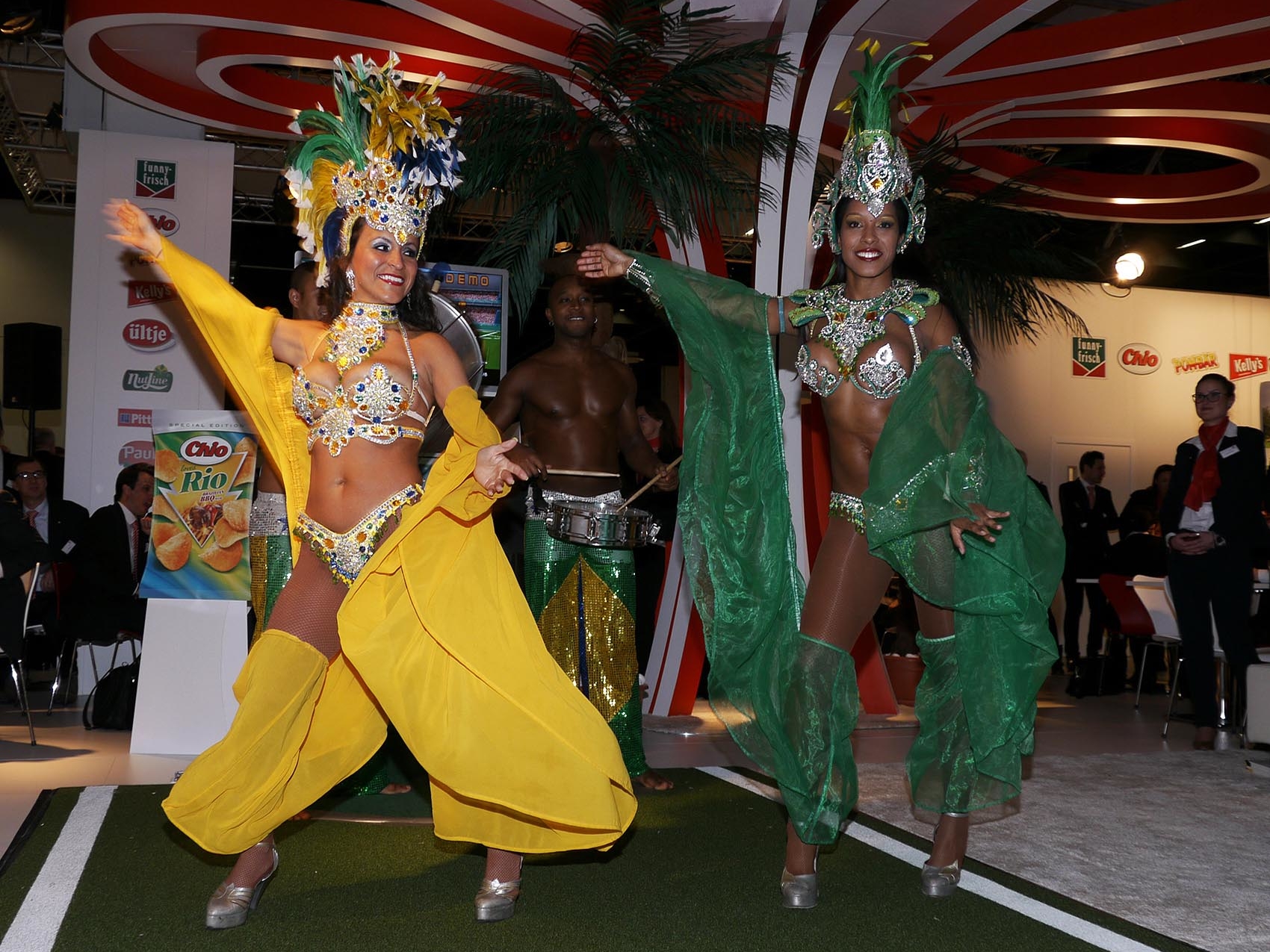 fussballsimulator-virtual-goalkeeper_www.eyeconcept.de_brasilshow_2014024