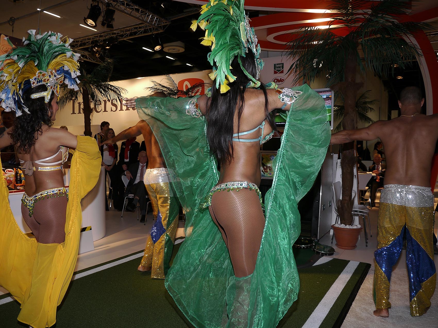 fussballsimulator-virtual-goalkeeper_www.eyeconcept.de_brasilshow_2014031