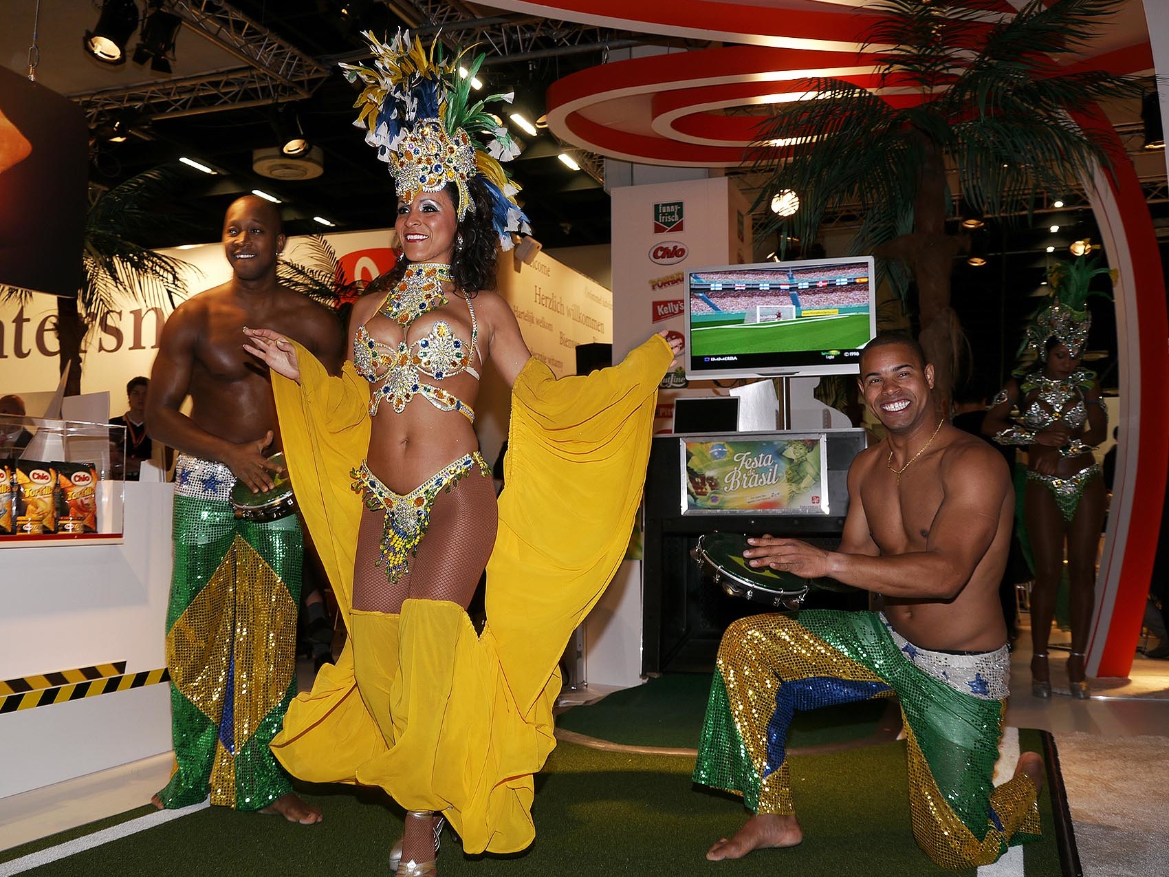 fussballsimulator-virtual-goalkeeper_www.eyeconcept.de_brasilshow_2014041