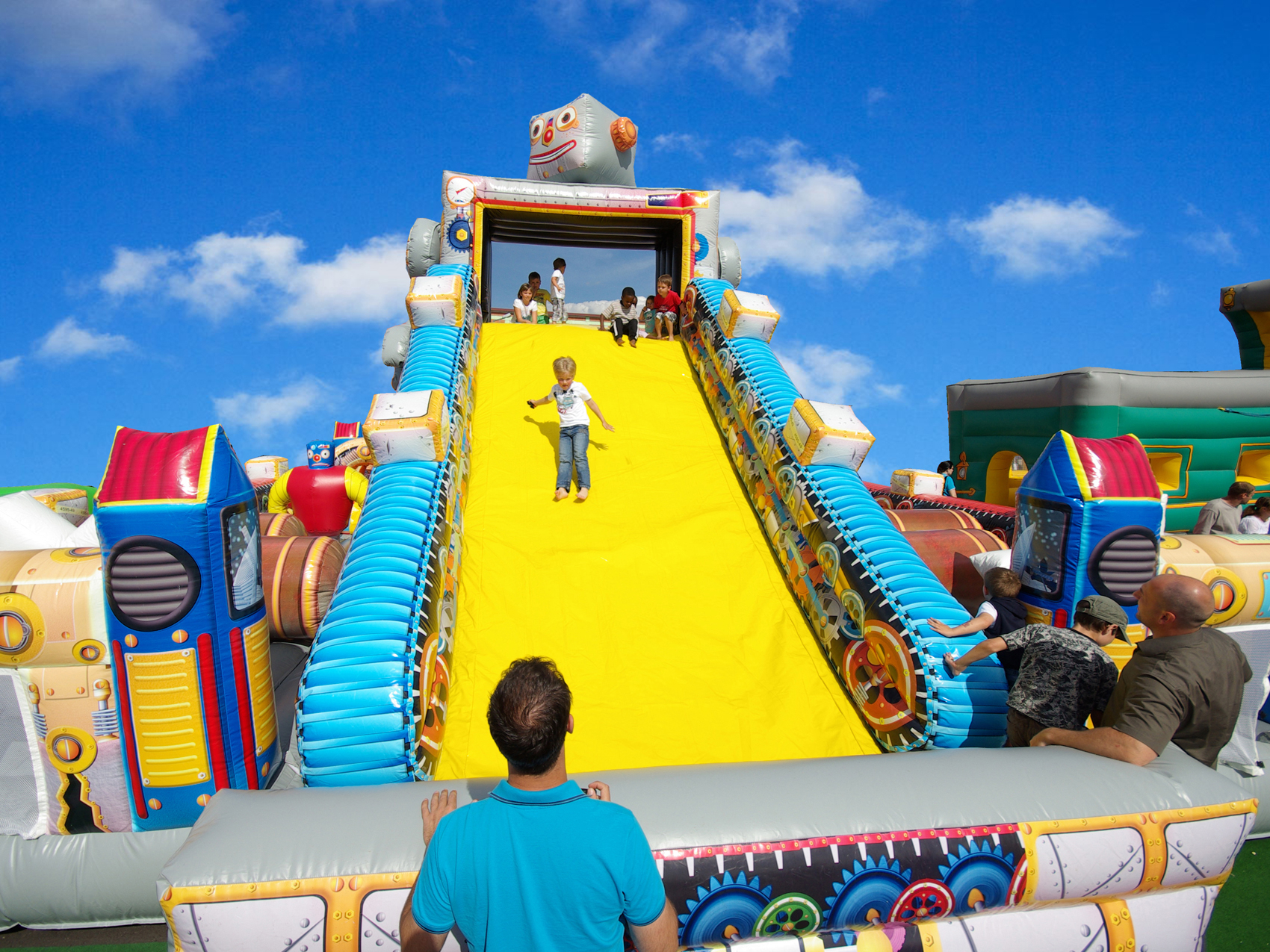 _roboter-riesenrutsche_www.eyeconcept.de_01