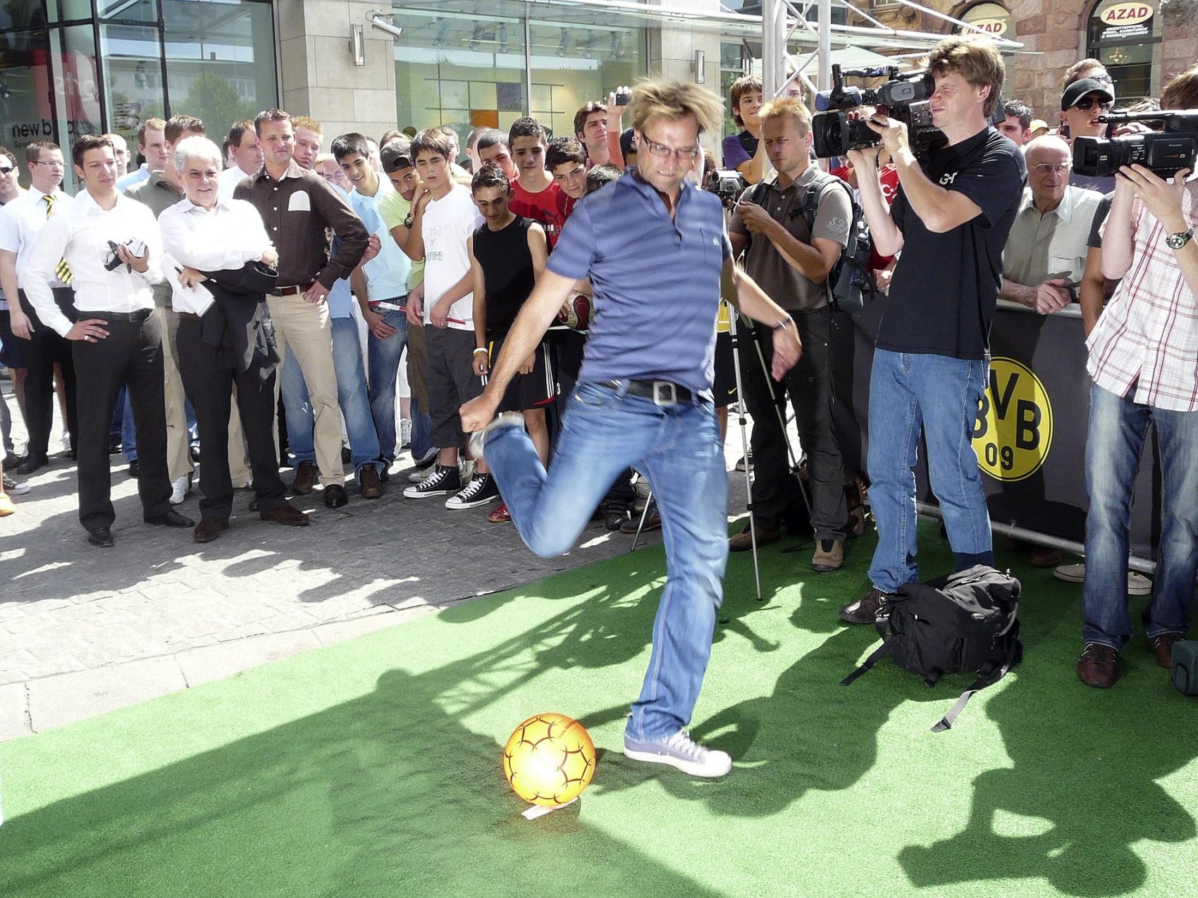 robokeeper-fussballsimulator-www-eyeconcept-de-102966