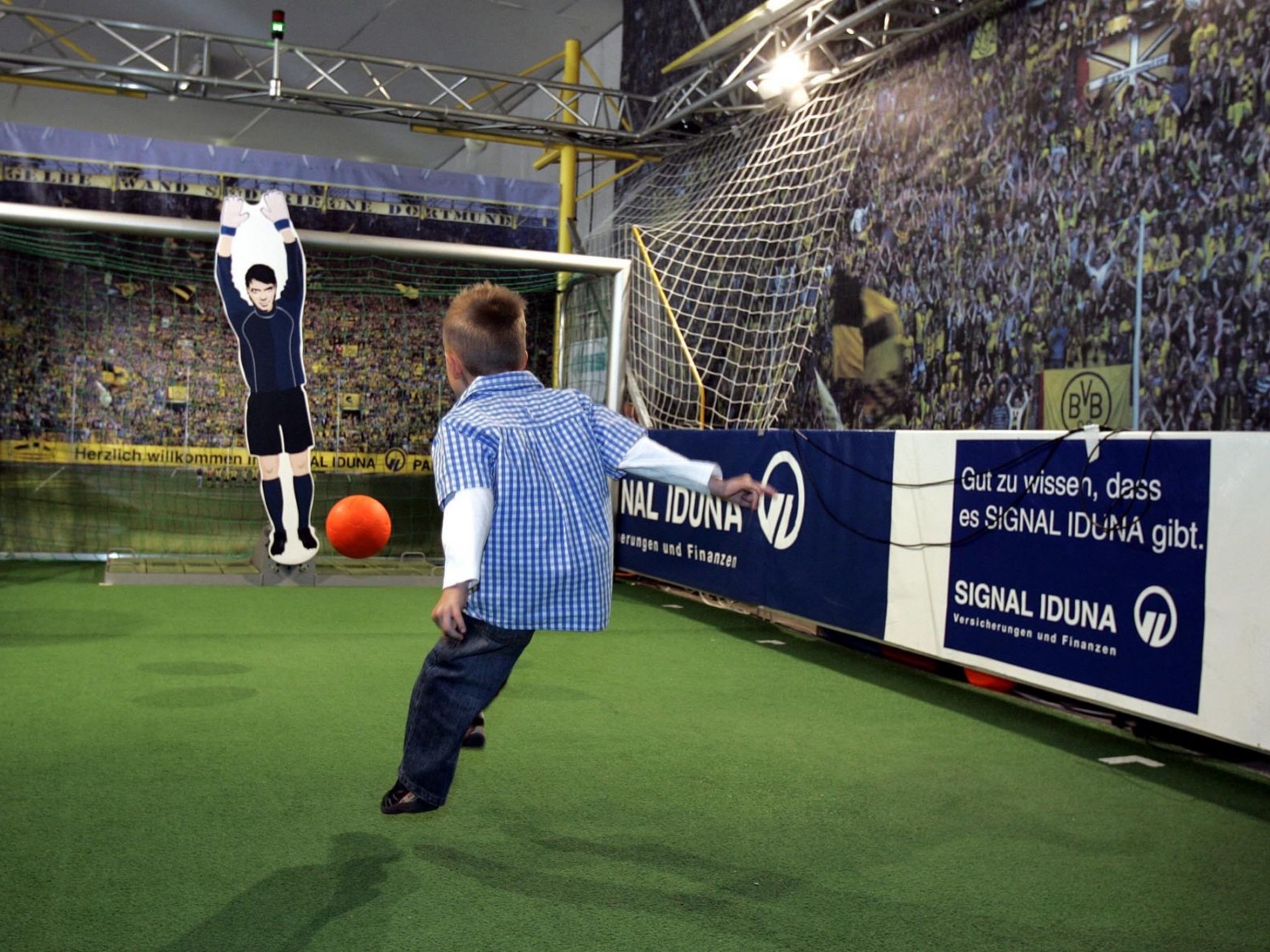 robokeeper-fussballsimulator-www-eyeconcept-de-102972