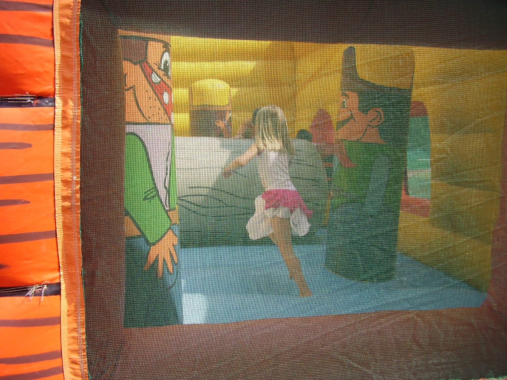 saloon-huepfburg_003