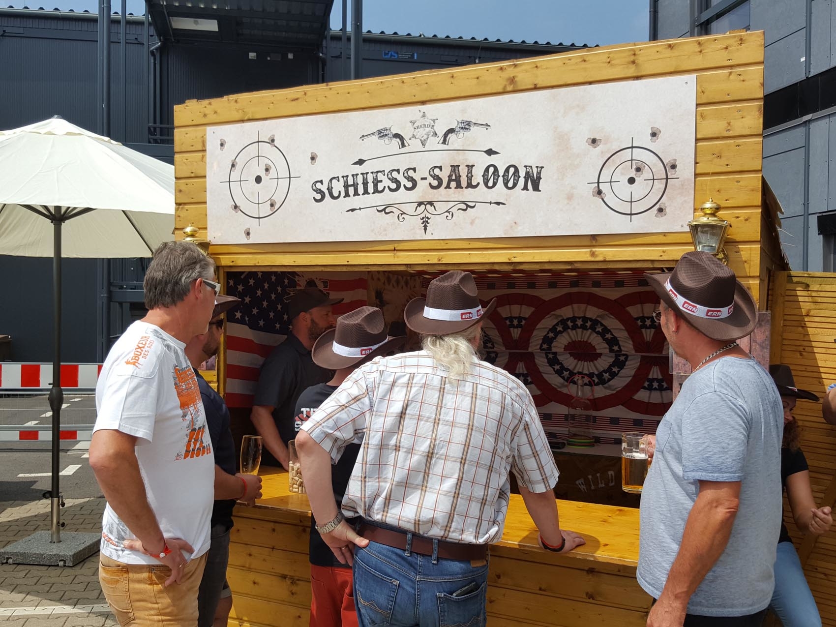 schiess-saloon_18_05_01