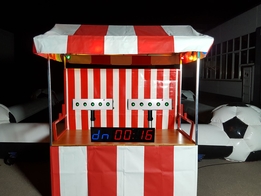 Shooting Gallery im Marktstand (Schießbude)