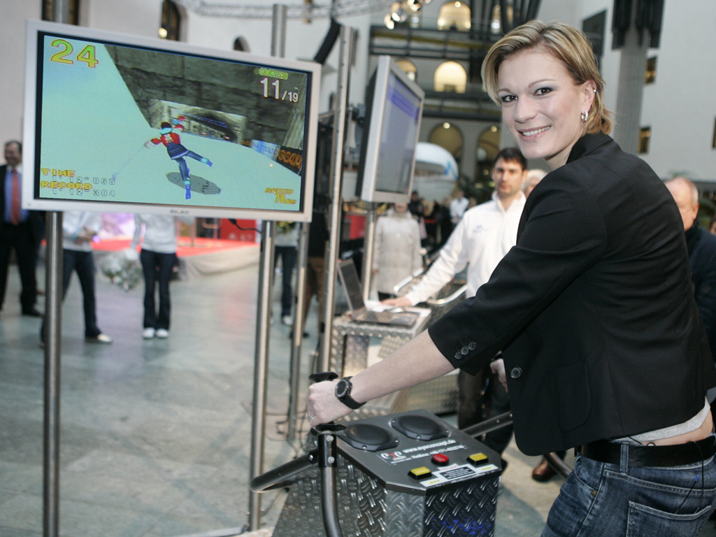 skisimulator-pro-maria-hoefl-riesch-www-eyeconcept-de-543