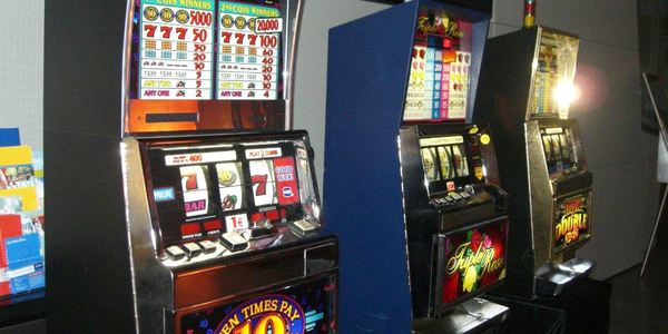 Slot Machine Einarmiger Bandit mieten