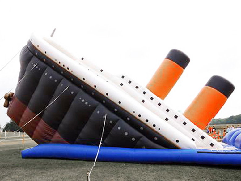 titanic-riesenrutsche-001