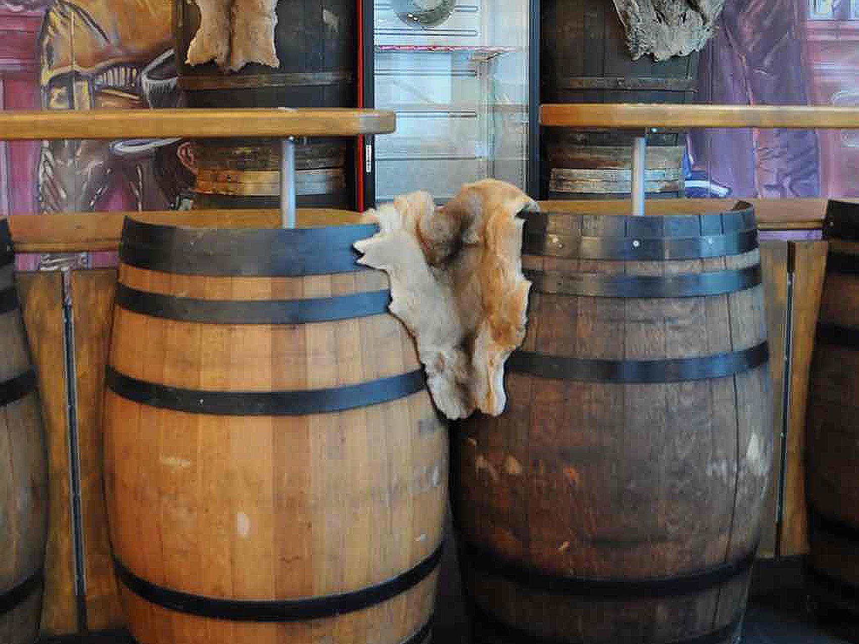 trapperbar-faesser-wanddeko_www.eyeconcept.de__04