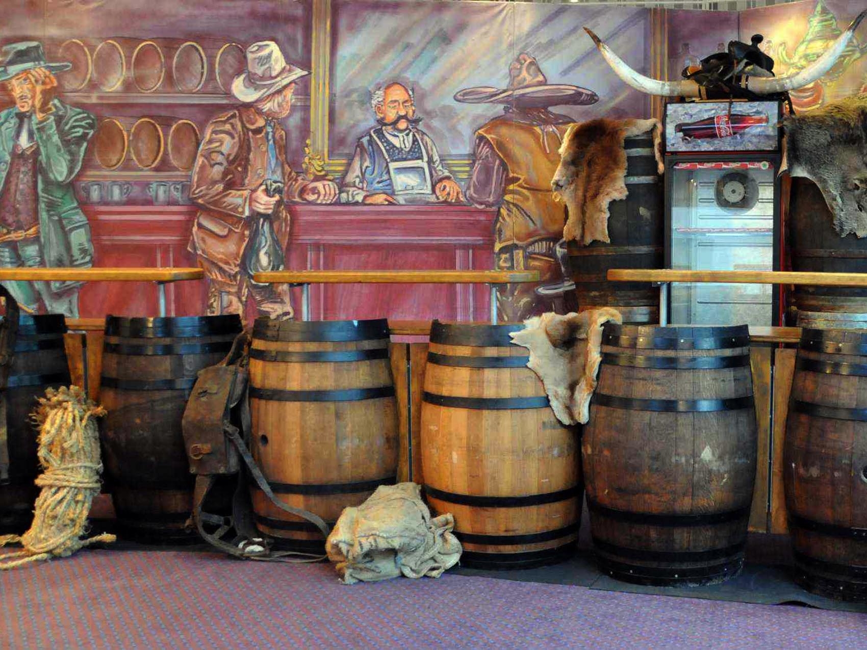 trapperbar-faesser-wanddeko_www.eyeconcept.de__05