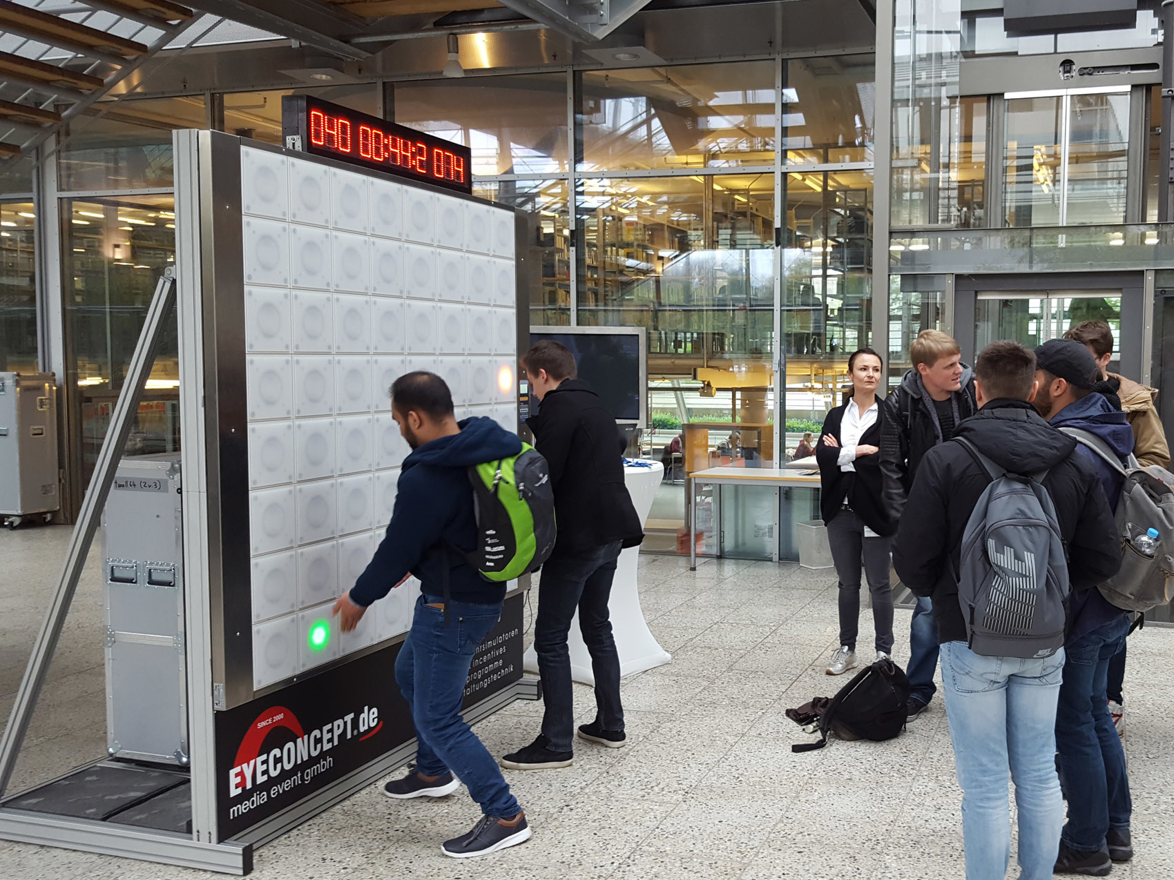 twall64-www.eyeconcept.de-1706