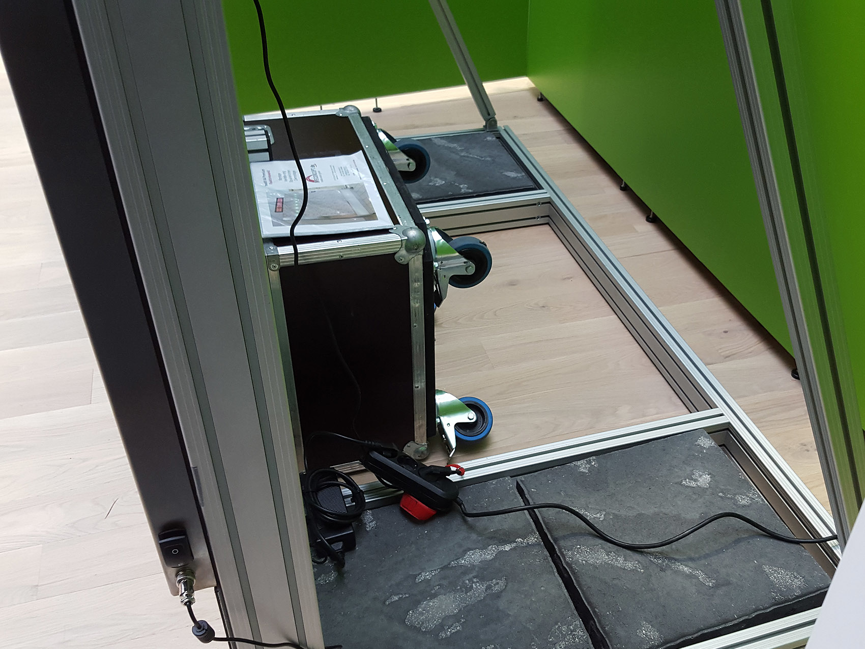 z2_twall64-aufbau-beschwerung-ca-100kg-betonplatten