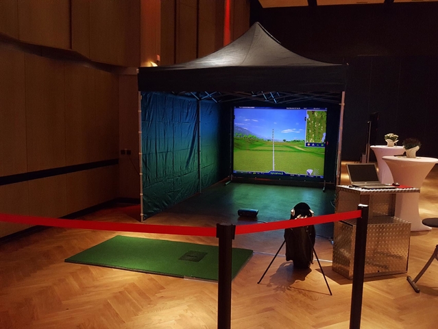 Virtual Golfsimulator mit Golfzelt 9 x 3m, Videoprojektion mieten