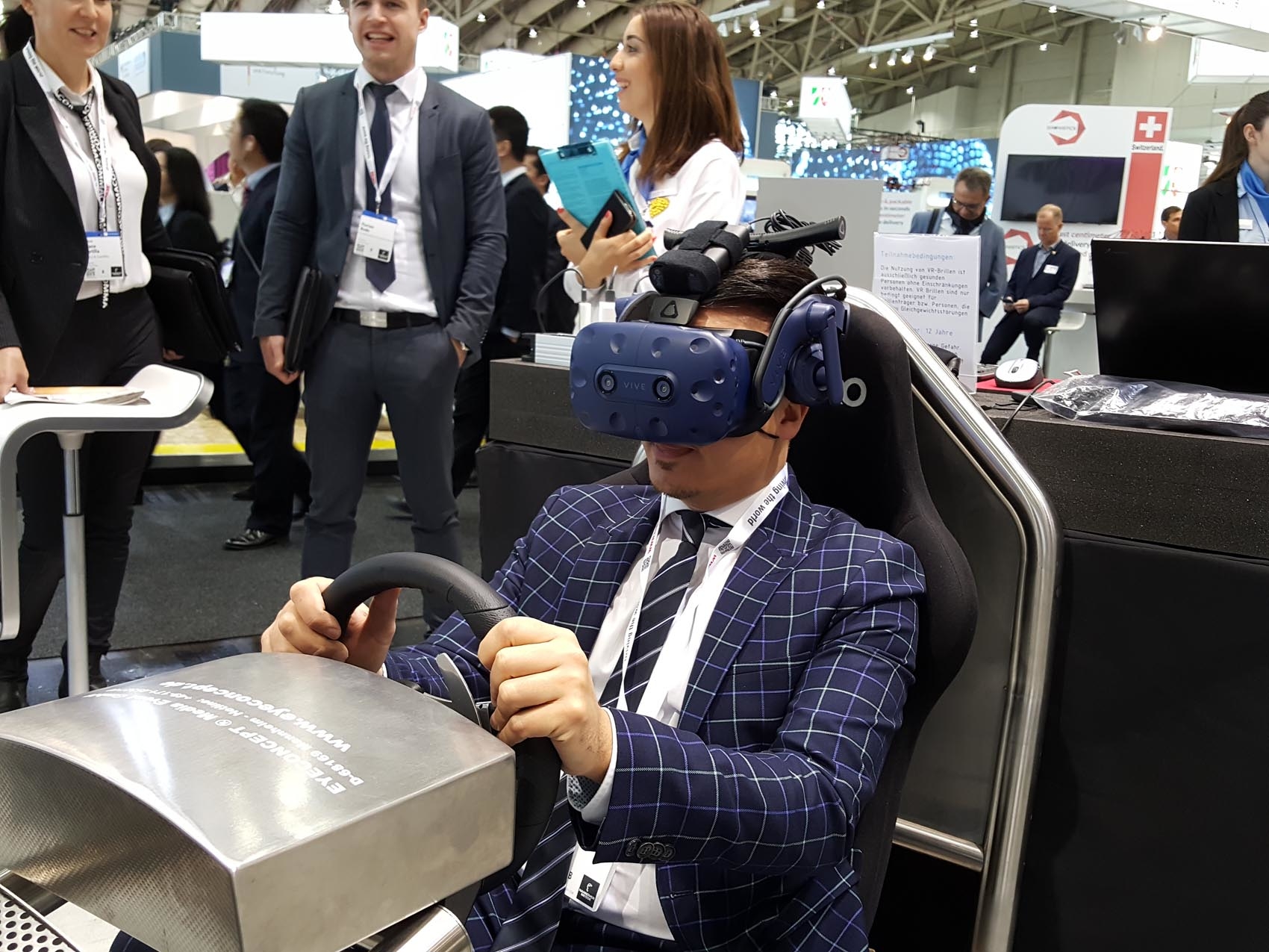 02b_vr-driveseat-simulator