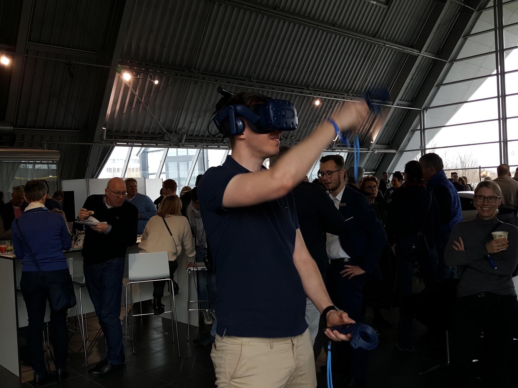 VR Virtual Reality Game Arena 360° (VR Virtual Reality Simulator mieten)