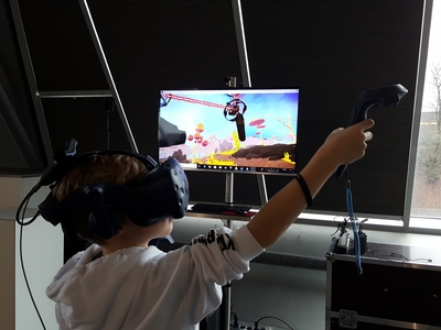 VR Game Arena Rätsel &amp; Feinmotorik
