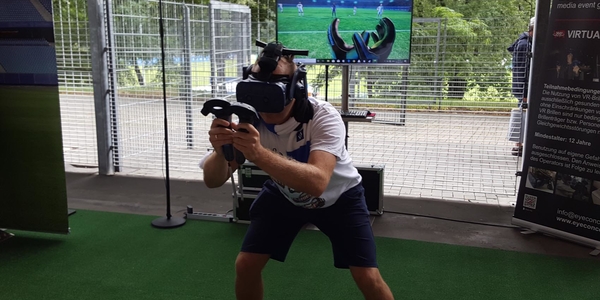 VR Game Arena Final Goalkeeper Fußballsimulator (VR Virtual Reality Simulator mieten. )