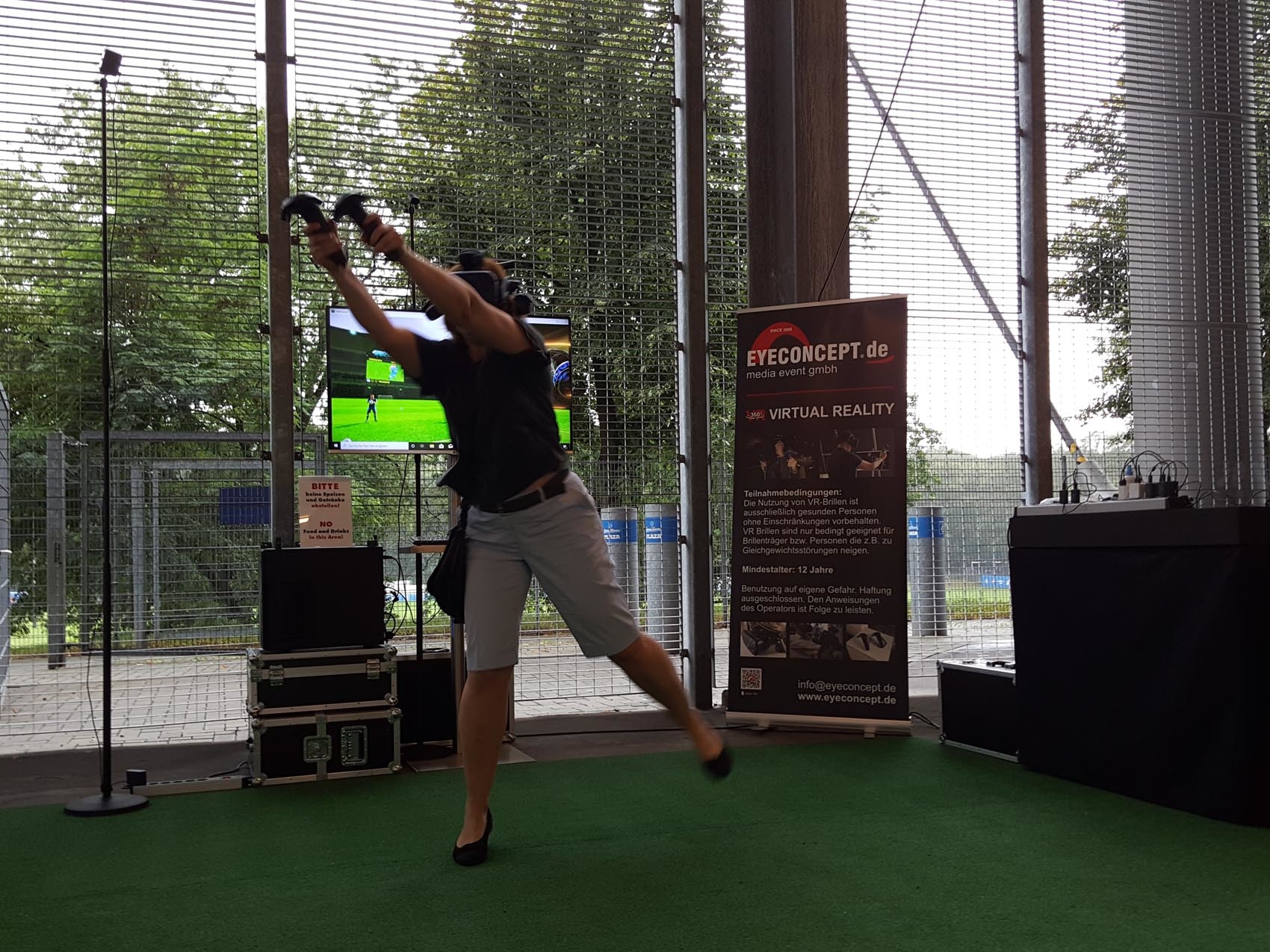 vr-final-goelkeeper-fussballsimulator_005b