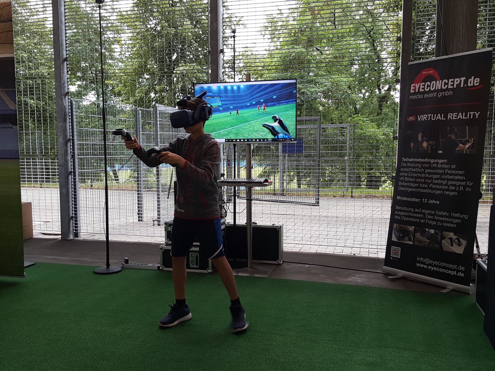 vr-final-goelkeeper-fussballsimulator_007b