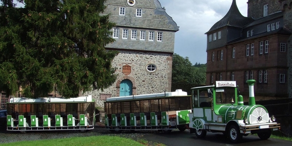 Jumbo City Bahn Wegebahn mit 56 Sitzplätzen grün/weiß mieten