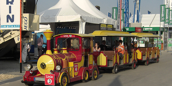 Wegebahn ohne Strassenzulassung (36 Plätze) rot/gelb