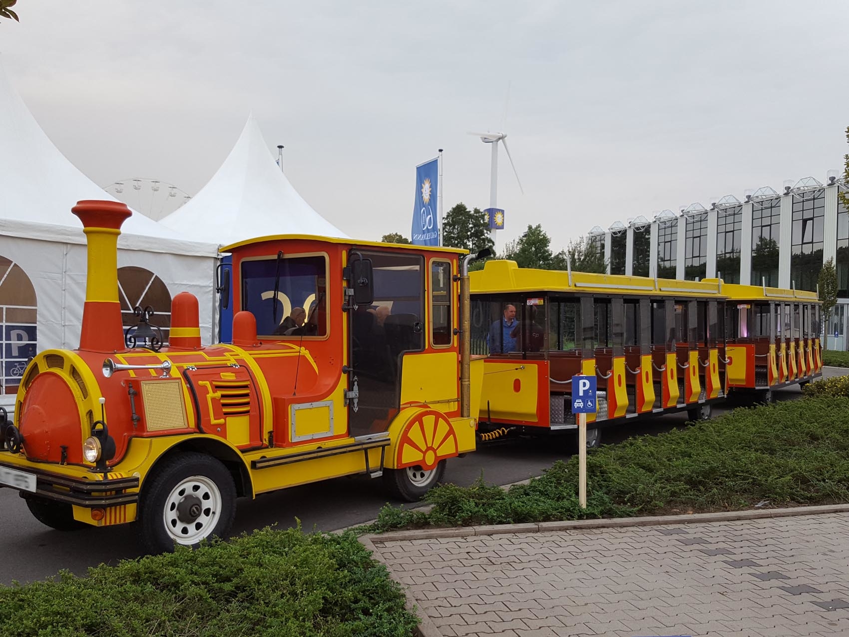 wegebahn-mieten-bimmelbahn_www.eyeconcept.de_001