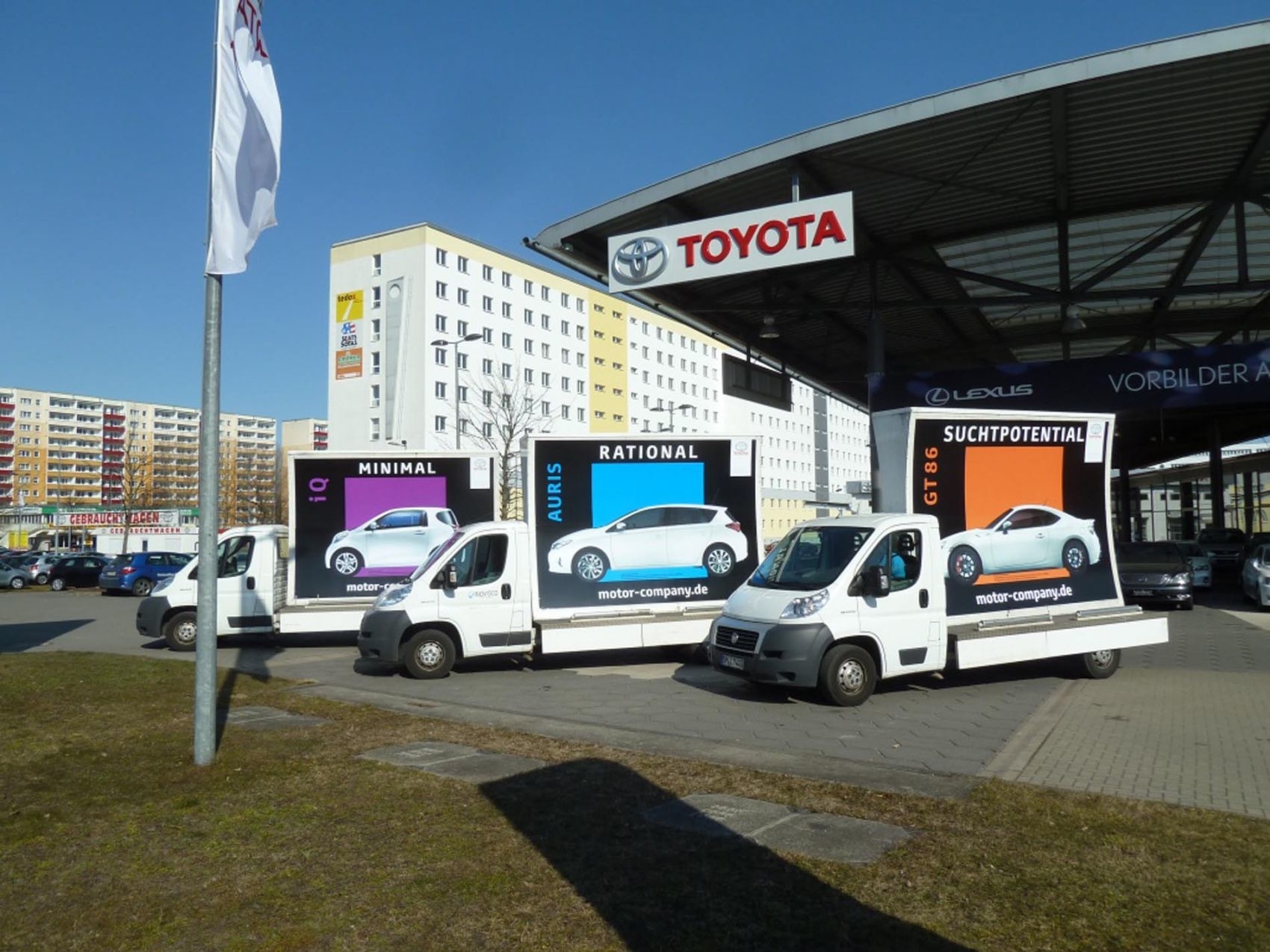 werbefahrzeug-konkav-aufbau-01