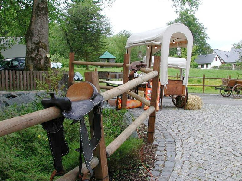 planwagen-buffetstand-www-eyeconcept-de-003