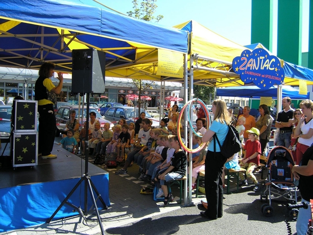 Kinderzauberer, Spielzirkus &  Kinderschminken mieten