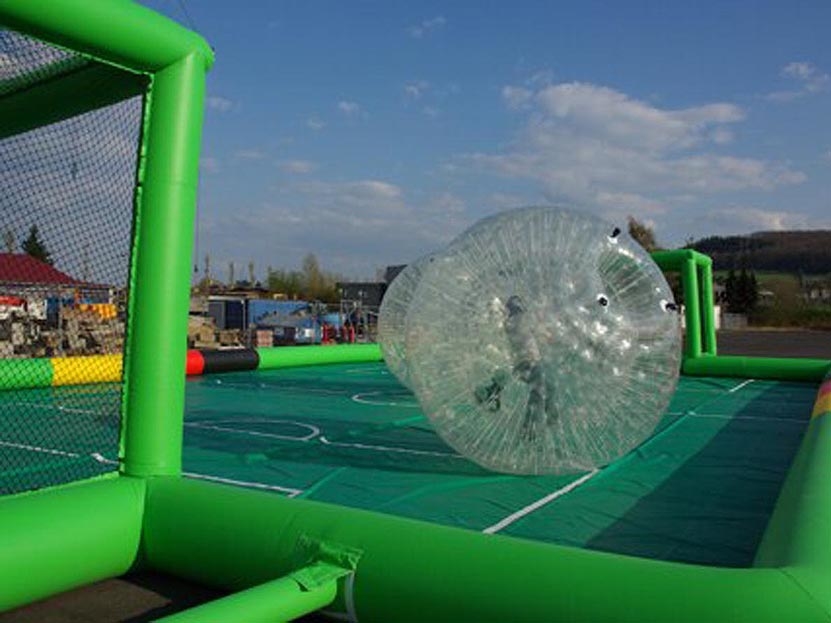 soccer-walking-ball-arena_03