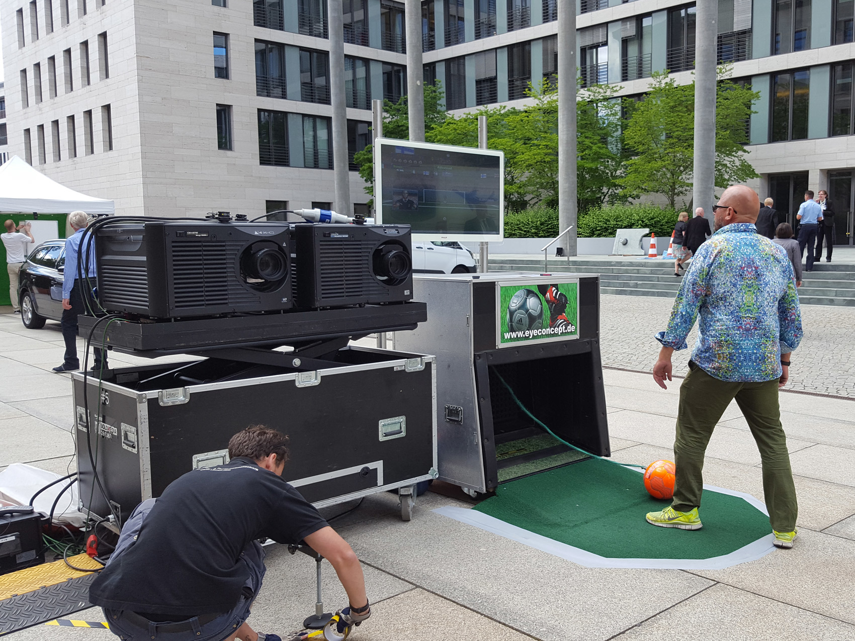 virtual-goalkeeper-aussenministerium-berlin_www.eyeconcept.de_003