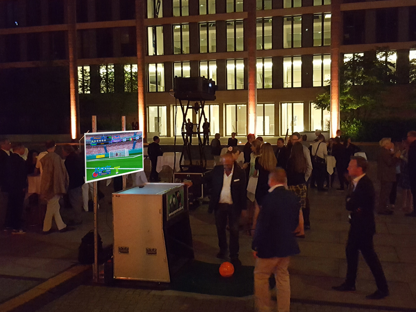 virtual-goalkeeper-aussenministerium-berlin_www.eyeconcept.de_008