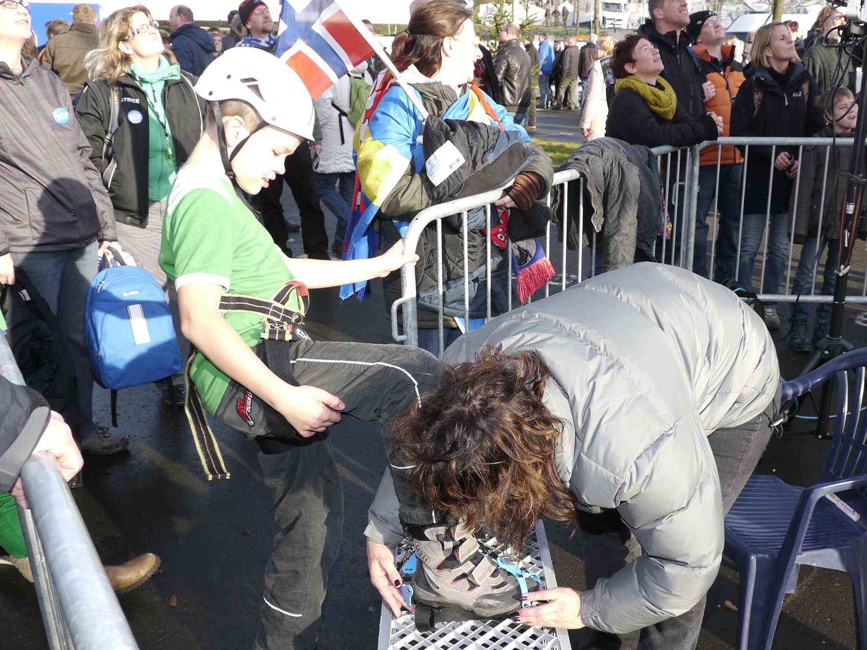 blue-ice-wall-www.eyeconcept.de_2000138