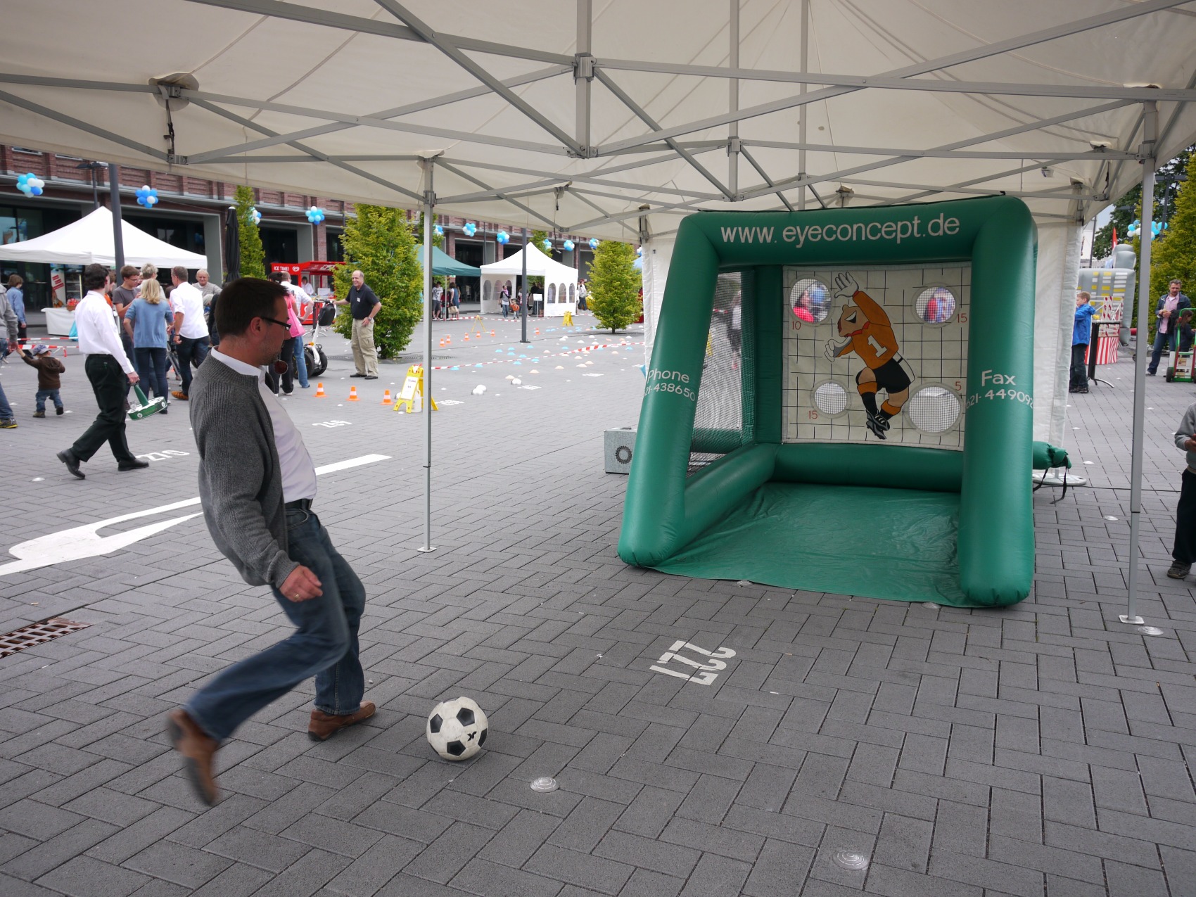 fussball-speed-torwand_rtl-sommerfest-345