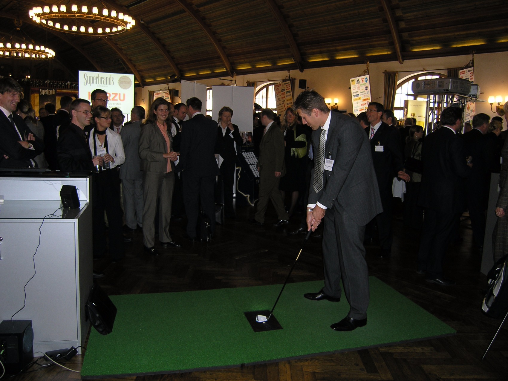 Superbrands_Golfsimulator_2