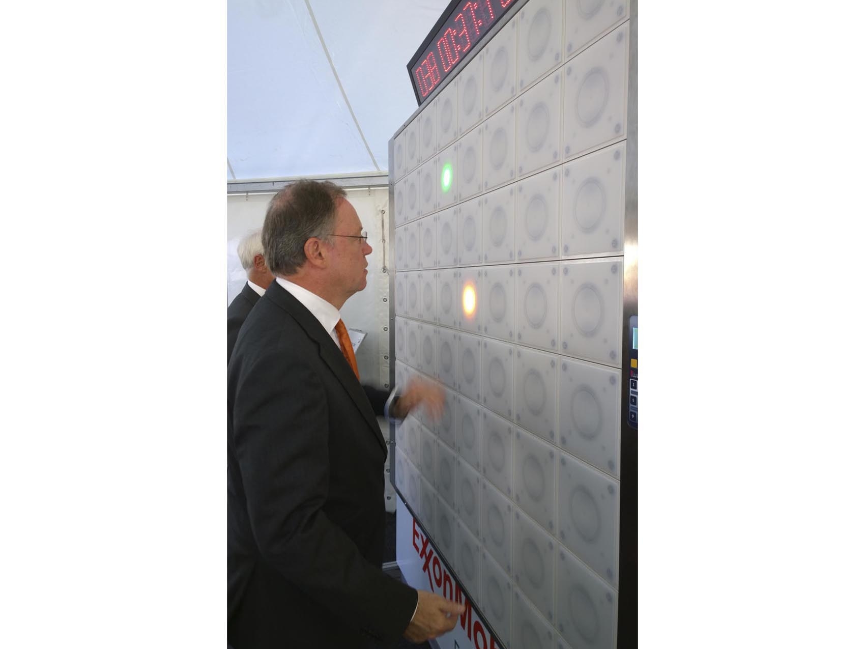 eyeconcept-twall64_ministerpraesident-stephan-weil_tag-der-einheit-buergerfest_0067