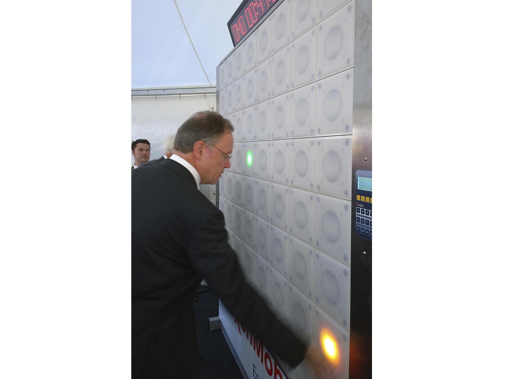 eyeconcept-twall64_ministerpraesident-stephan-weil_tag-der-einheit-buergerfest_0068