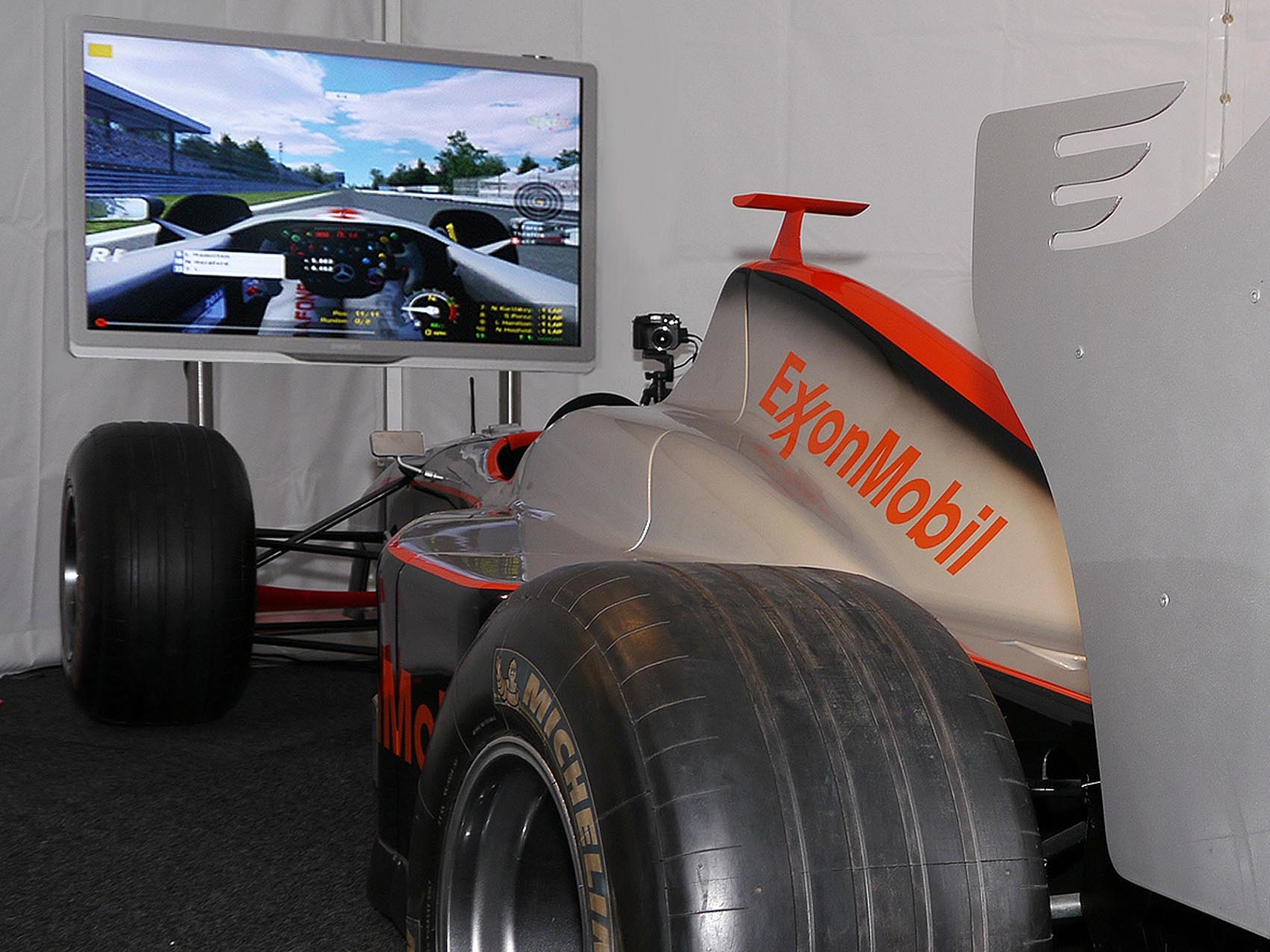 formel-1-simulator_www.eyeconcept.de_brandingoptionen_200016